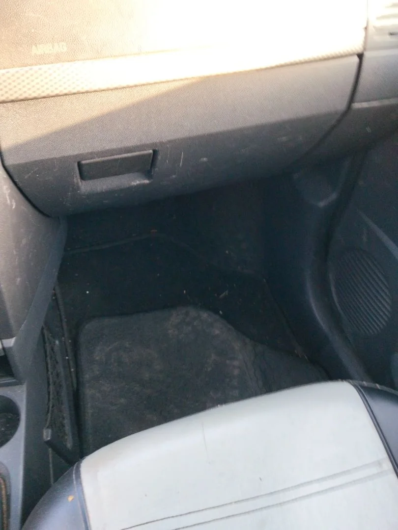 Foto de GUANTERA OPEL MERIVA 1.7 16V CDTI (101 CV / 74 KW)