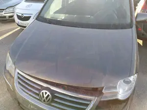 Foto de CAPO VOLKSWAGEN TOURAN (1T2) 1.9 TDI (105 CV / 77 KW) foto 2
