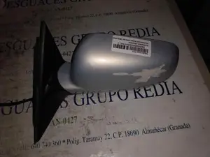 Foto de RETROVISOR IZQUIERDO VOLKSWAGEN PASSAT BERLINA (3B3)