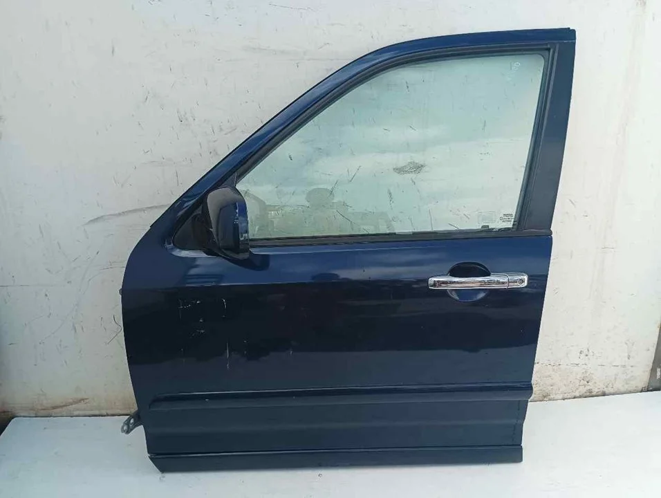 Foto de PUERTA DELANTERA IZQUIERDA HONDA CR-V (RD8) 2.0 VTEC CAT (150 CV / 110 KW)