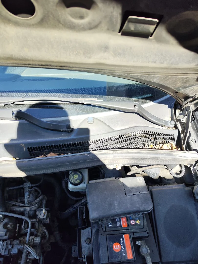 Foto de BRAZO LIMPIA DELANTERO IZQUIERDO OPEL CORSA D 1.2 16V CAT (Z 12 XEP / LB4) (80 CV / 59 KW)