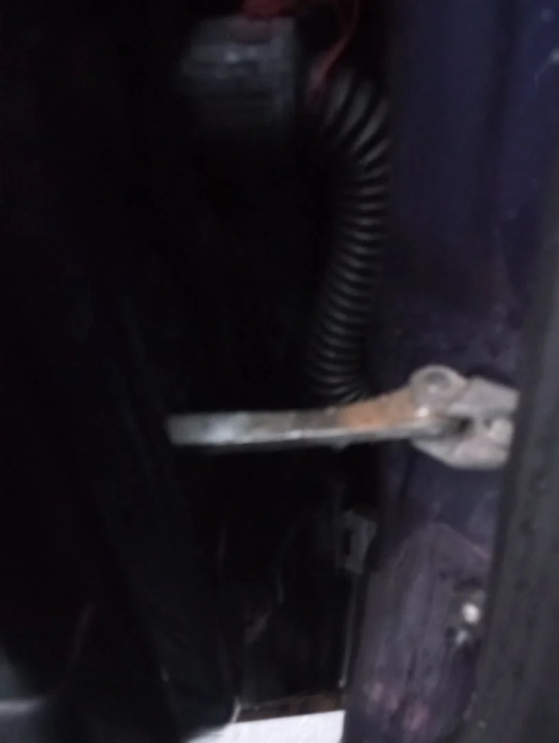 Foto de RETENEDOR PUERTA OPEL ZAFIRA A 2.0 DTI (101 CV / 74 KW)
