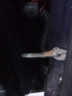 Foto de RETENEDOR PUERTA OPEL ZAFIRA A 2.0 DTI (101 CV / 74 KW)