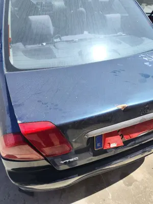 Foto de PORTON TRASERO HONDA CIVIC AERODECK (MB/MC) 1.6 CAT (D 16 B 2) (116 CV / 85 KW) foto 3