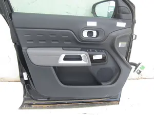 Foto de GUARNECIDO PUERTA DELANTERA IZQUIERDA CITROEN C5 AIRCROSS 1.2 12V e-THP / PureTech (131 CV / 96 KW) foto 2