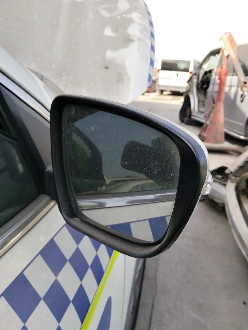 Foto de RETROVISOR DERECHO NISSAN QASHQAI (J11E) 1.2 16V CAT (116 CV / 85 KW)