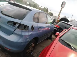 Foto de MANGUETA TRASERA DERECHA SEAT IBIZA (6L1) 1.9 TDI (101 CV / 74 KW)