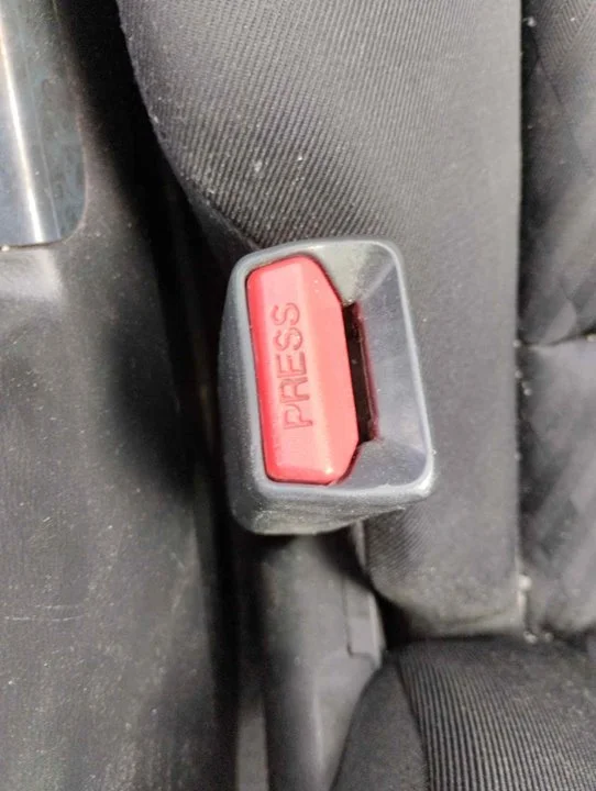 Foto de ENGANCHE CINTURON DELANTERO DERECHO HONDA ACCORD BERLINA (CL/CN) 2.0 VTEC CAT (155 CV / 114 KW)