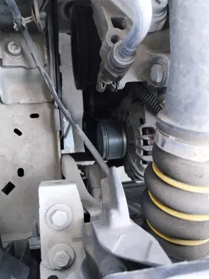 Foto de COMPRESOR AIRE ACONDICIONADO CITROEN C4 CACTUS 1.2 12V VTi (82 CV / 60 KW) referencia 9815198580