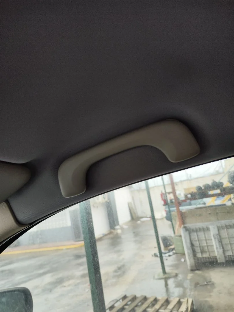 Foto de ASIDERO TECHO DELANTERO DERECHO RENAULT MEGANE II GRANDTOUR 1.5 dCi Diesel CAT (86 CV / 63 KW)