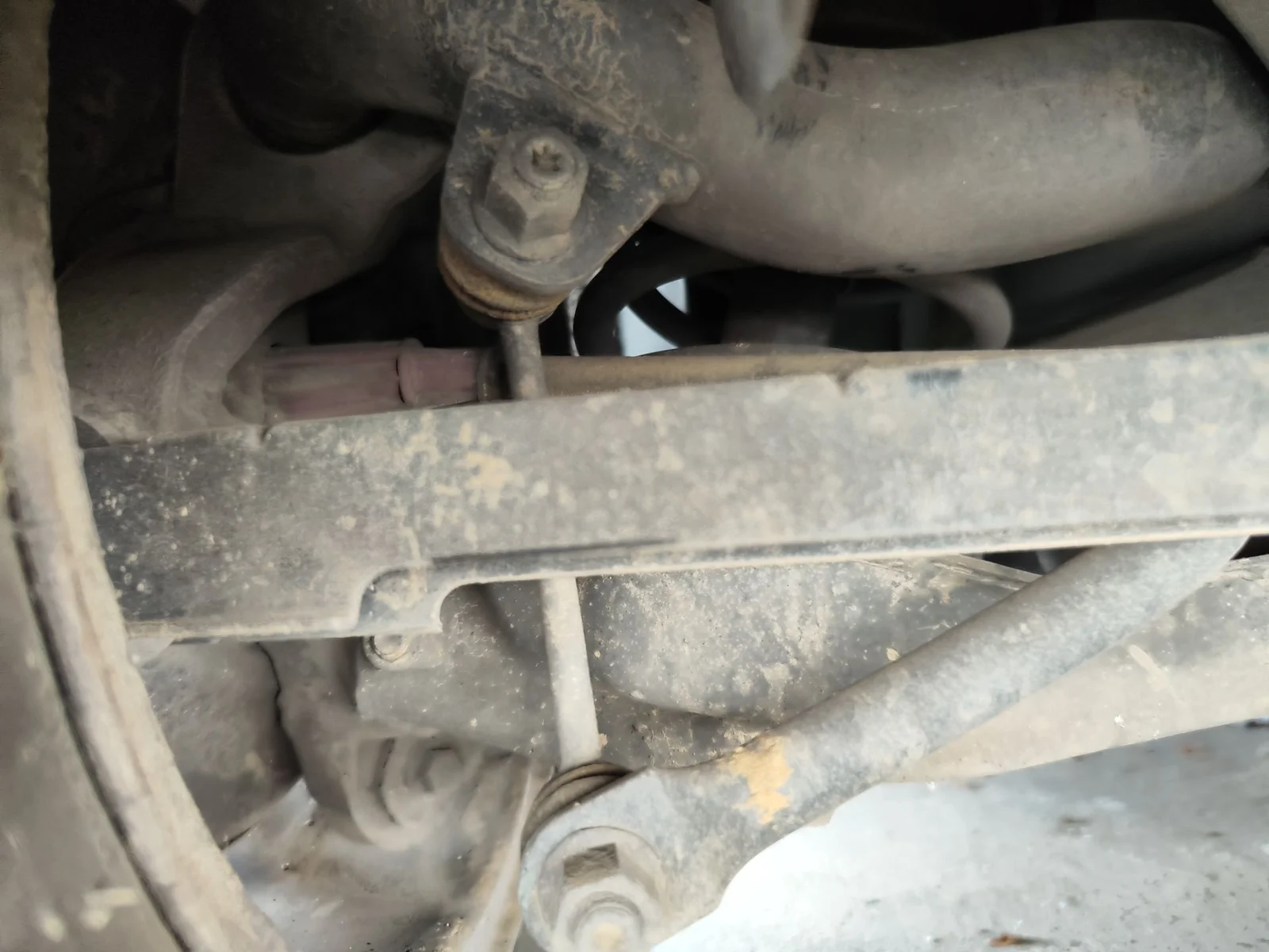 Foto de BRAZO SUSPENSION TRASERO IZQUIERDO VOLVO S60 BERLINA 2.4 Diesel (126 CV / 93 KW) referencia 9157102