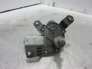 Foto de MOTOR LIMPIA TRASERO OPEL CORSA D 1.4 16V (90 CV / 66 KW) referencia 53027312