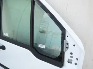 Foto de LUNA CUSTODIA DELANTERA DERECHA FORD TOURNEO CONNECT (TC7) 1.8 TDCi CAT (75 CV / 55 KW)
