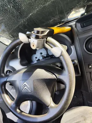 Foto de VOLANTE CITROEN BERLINGO 2.0 HDi CAT (RHY / DW10TD) (90 CV / 66 KW) referencia 4109CA foto 3