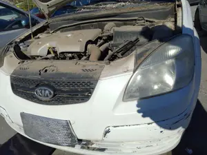 Foto de REFUERZO PARAGOLPES DELANTERO KIA RIO (JB) 1.5 CRDi (110 CV / 81 KW)