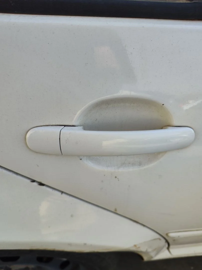 Foto de MANETA EXTERIOR TRASERA DERECHA VOLKSWAGEN GOLF IV BERLINA (1J1)(10.1997) 2.0 (116 CV / 85 KW)