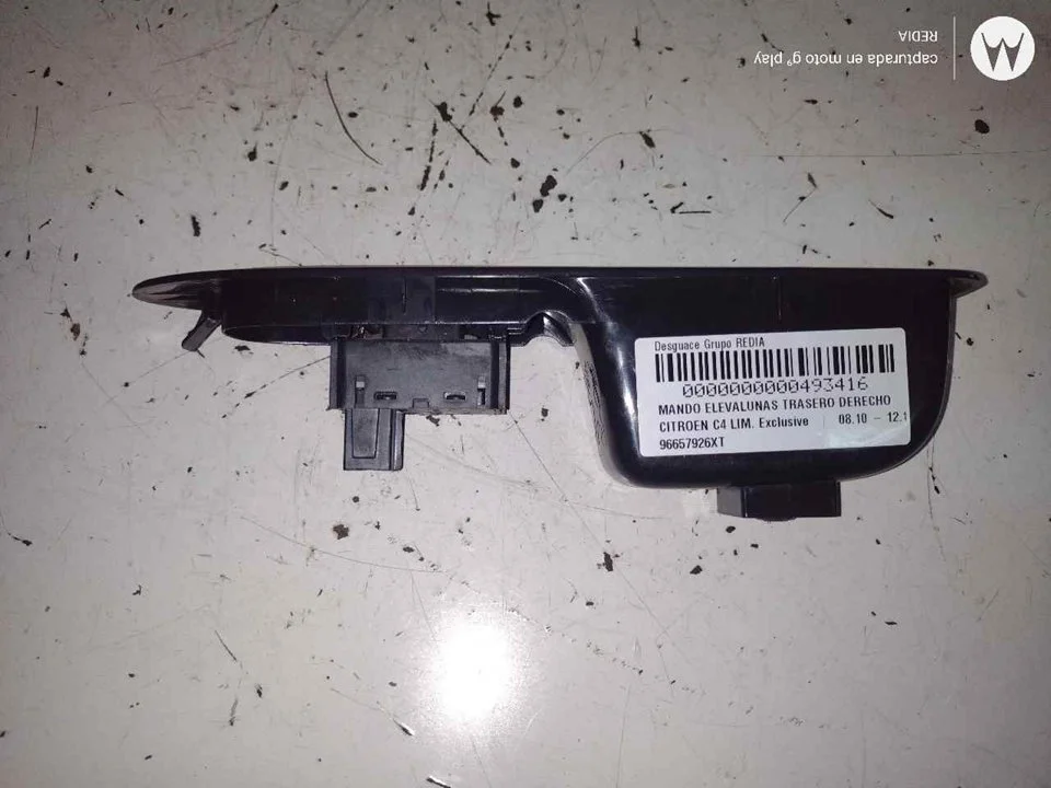 Foto de MANDO ELEVALUNAS TRASERO DERECHO CITROEN C4 BERLINA 1.6 e-HDi FAP (114 CV / 84 KW) referencia 96657926XT