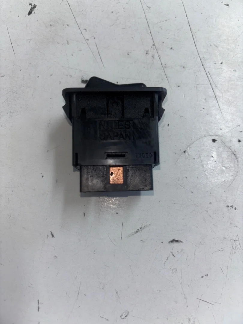 Foto de INTERRUPTOR MITSUBISHI MONTERO (V20/V40) referencia 1X050