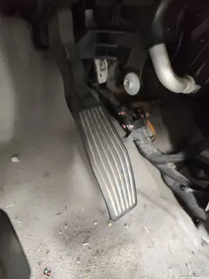 Foto de POTENCIOMETRO PEDAL KIA CARNIVAL 2.9 CRDi CAT (185 CV / 136 KW)