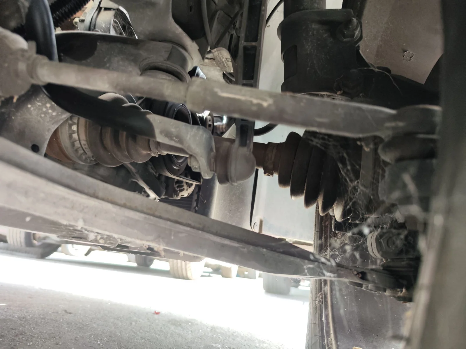Foto de TRANSMISION DELANTERA DERECHA OPEL ASTRA H BERLINA 1.7 16V CDTI (110 CV / 81 KW) referencia 13214837