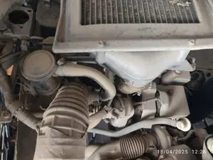 Foto de MOTOR COMPLETO NISSAN TERRANO II (R20) referencia TD27DTI foto 4