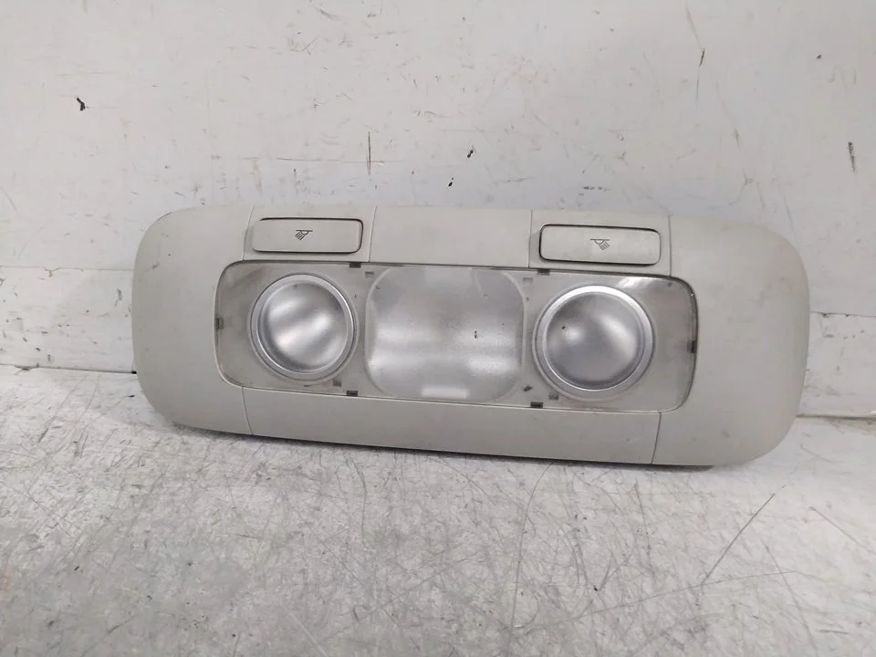 Foto de NO IDENTIFICADO VOLKSWAGEN GOLF V (1K1)(10.2003) 1.9 TDI (90 CV / 66 KW) referencia 1K0947291