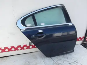 Foto de PUERTA TRASERA DERECHA JAGUAR XF 2.7 V6 Diesel CAT (207 CV / 152 KW)