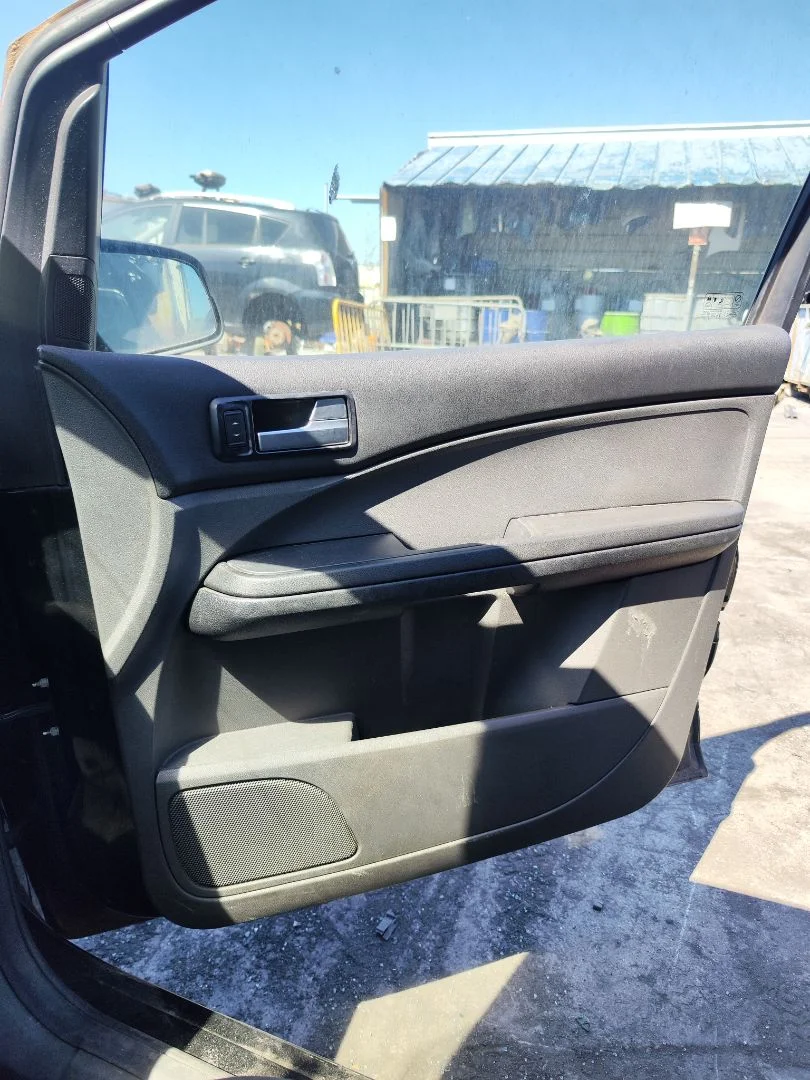 Foto de GUARNECIDO PUERTA DELANTERA DERECHA FORD FOCUS C-MAX (CAP)(2003) 1.6 TDCi CAT (90 CV / 66 KW)