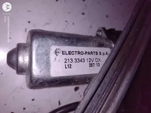 Foto de ELEVALUNAS DELANTERO DERECHO CITROEN XANTIA BERLINA 1.9 Turbodiesel (90 CV / 66 KW) referencia 2133343 foto 3