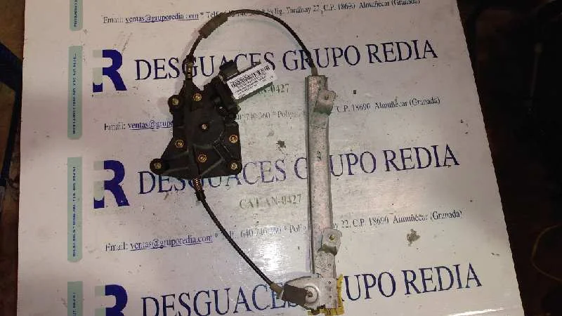 Foto de ELEVALUNAS DELANTERO DERECHO ALFA ROMEO 156 referencia D233405