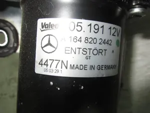 Foto de MOTOR LIMPIA DELANTERO MERCEDES-BENZ CLASE GLE (BM 292) COUPE 3.0 CDI CAT (258 CV / 190 KW) referencia A1668204400 foto 11
