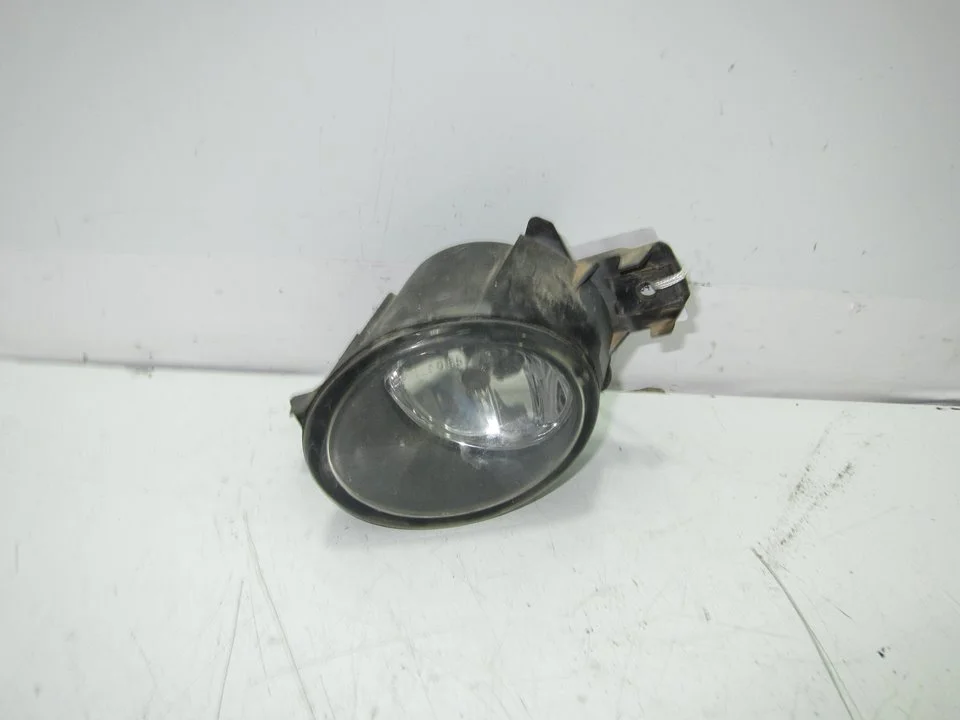 Foto de FARO ANTINIEBLA IZQUIERDO NISSAN ALMERA (N16/E) 1.8 16V CAT (116 CV / 85 KW) referencia 26155