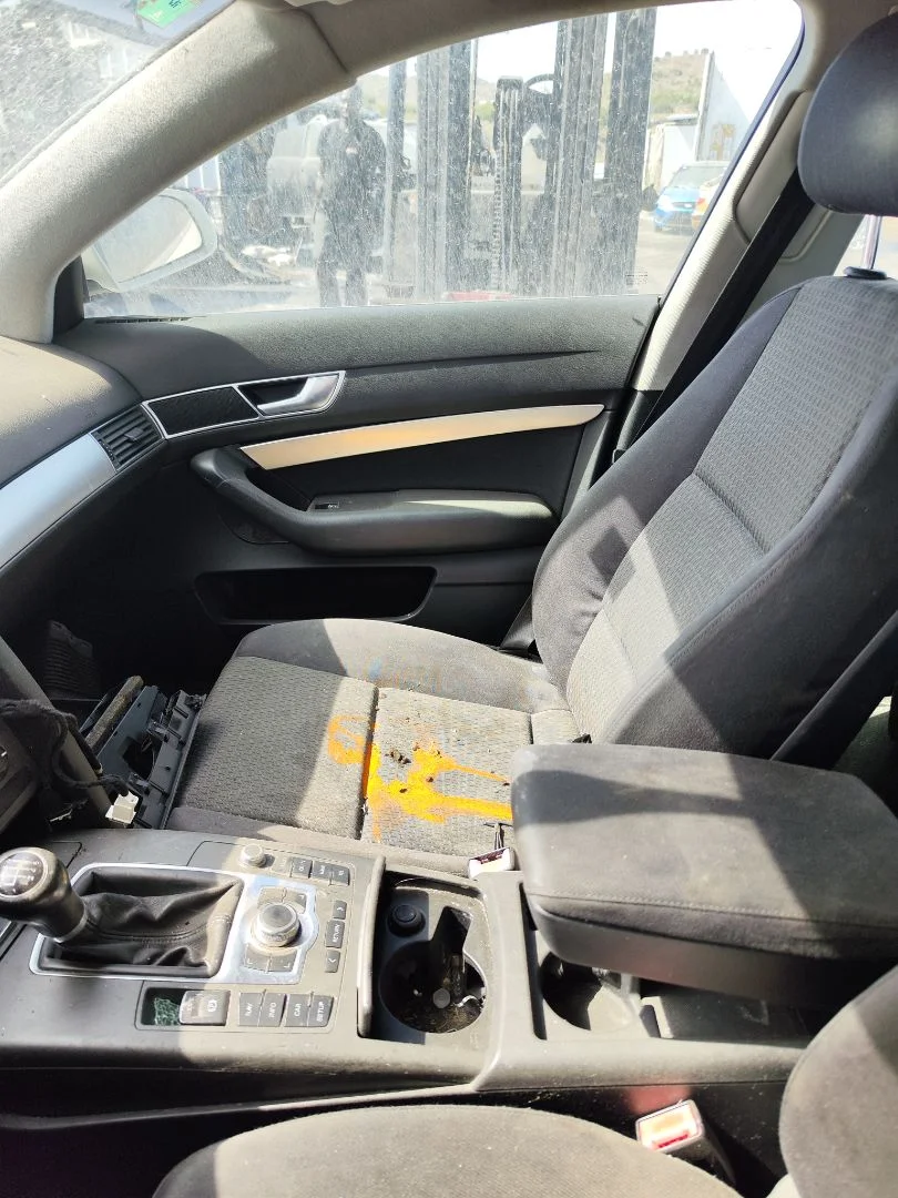 Foto de ELEVALUNAS DELANTERO DERECHO AUDI A6 BERLINA (4F2) 2.0 TDI (140 CV / 103 KW) referencia 4F0837462A