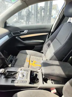 Foto de ELEVALUNAS DELANTERO DERECHO AUDI A6 BERLINA (4F2) 2.0 TDI (140 CV / 103 KW) referencia 4F0837462A