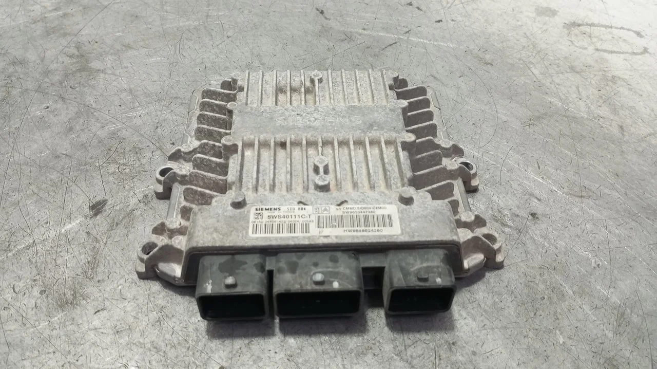 Foto de CENTRALITA MOTOR UCE CITROEN C2 1.4 HDi (68 CV / 50 KW) referencia 9653447380