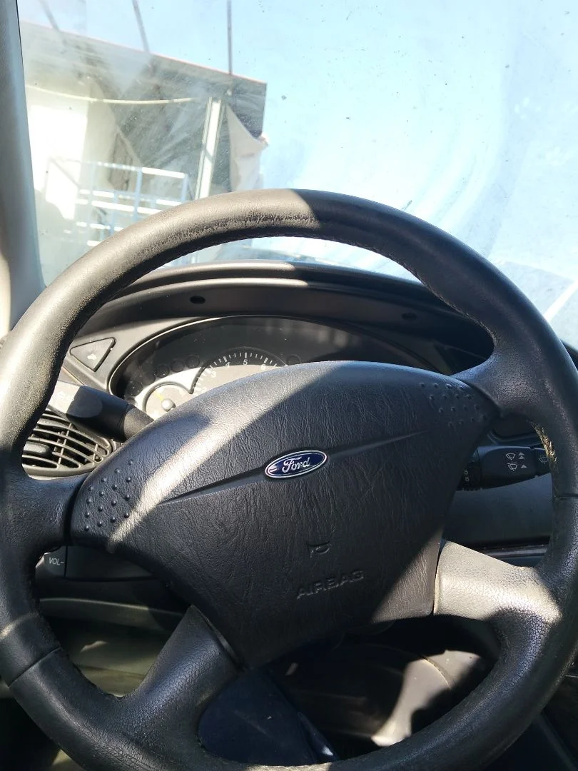 Foto de CLAXON FORD FOCUS BERLINA (CAK) 1.6 16V CAT (101 CV / 74 KW) referencia 4524149