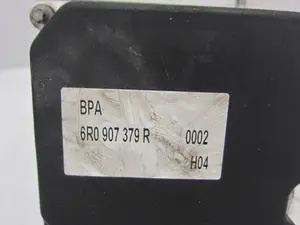 Foto de ABS SEAT IBIZA BERLINA (6J5) 1.6 TDI (105 CV / 77 KW) referencia 6R0907379R foto 3
