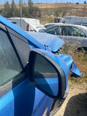 Foto de RETROVISOR DERECHO FORD FOCUS BERLINA (CB4) 1.6 TDCi CAT (90 CV / 66 KW) referencia 1728322
