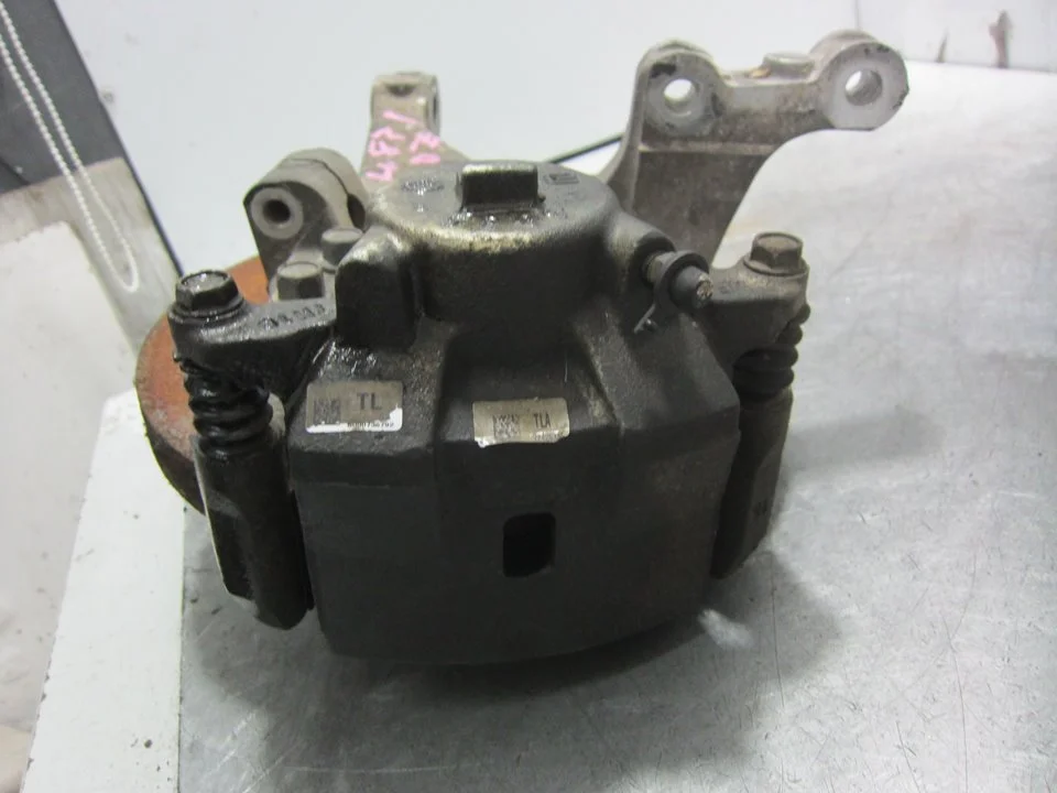 Foto de PINZA DE FRENO DELANTERA IZQUIERDA CHEVROLET HHR 2.4 16V (170 CV / 125 KW) referencia 19368939