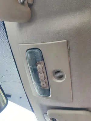 Foto de LUZ INTERIOR FORD FOCUS BERLINA (CB4) 1.6 TDCi CAT (90 CV / 66 KW) referencia 1925089