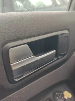 Foto de MANETA INTERIOR TRASERA IZQUIERDA FORD FOCUS C-MAX (CAP)(2003) 1.6 TDCi CAT (109 CV / 80 KW) referencia 1470113 foto 3