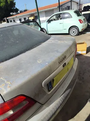 Foto de PORTON TRASERO VOLVO S40 BERLINA 1.9 Diesel CAT (116 CV / 85 KW) referencia 30844411 foto 2