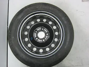 Foto de NEUMATICO REPUESTO BMW SERIE 3 COMPACTO (E46) referencia 6750006 foto 4