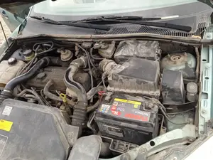 Foto de CAJA PRECALENTAMIENTO FORD FOCUS FAMILIAR (CAK) 1.8 TDDI Turbodiesel CAT (90 CV / 66 KW)