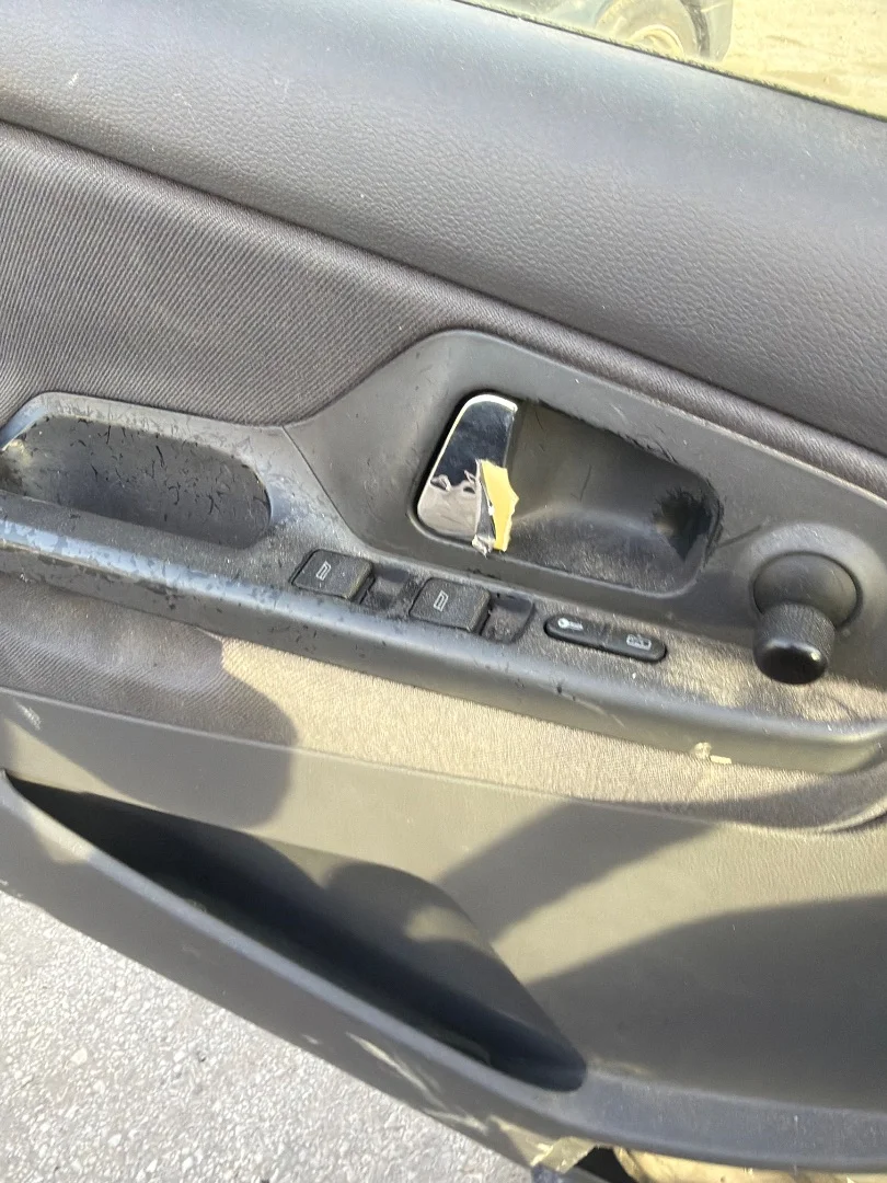 Foto de MANDO ELEVALUNAS DELANTERO IZQUIERDO SEAT CORDOBA BERLINA (6K2)