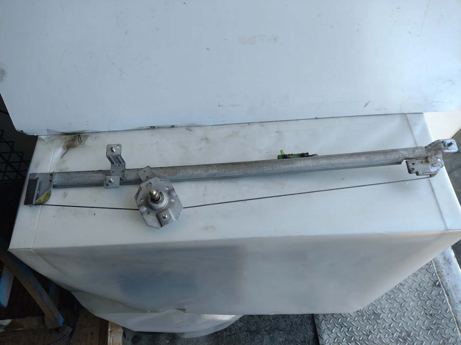 Foto de ELEVALUNAS DELANTERO DERECHO CITROEN JUMPER FURGÓN 2.2 HDI CAT (101 CV / 74 KW) referencia 1320337080