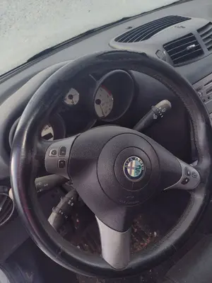 Foto de VOLANTE ALFA ROMEO GT (125) 1.9 JTD (M) 16V CAT (150 CV / 110 KW) referencia 0156071585