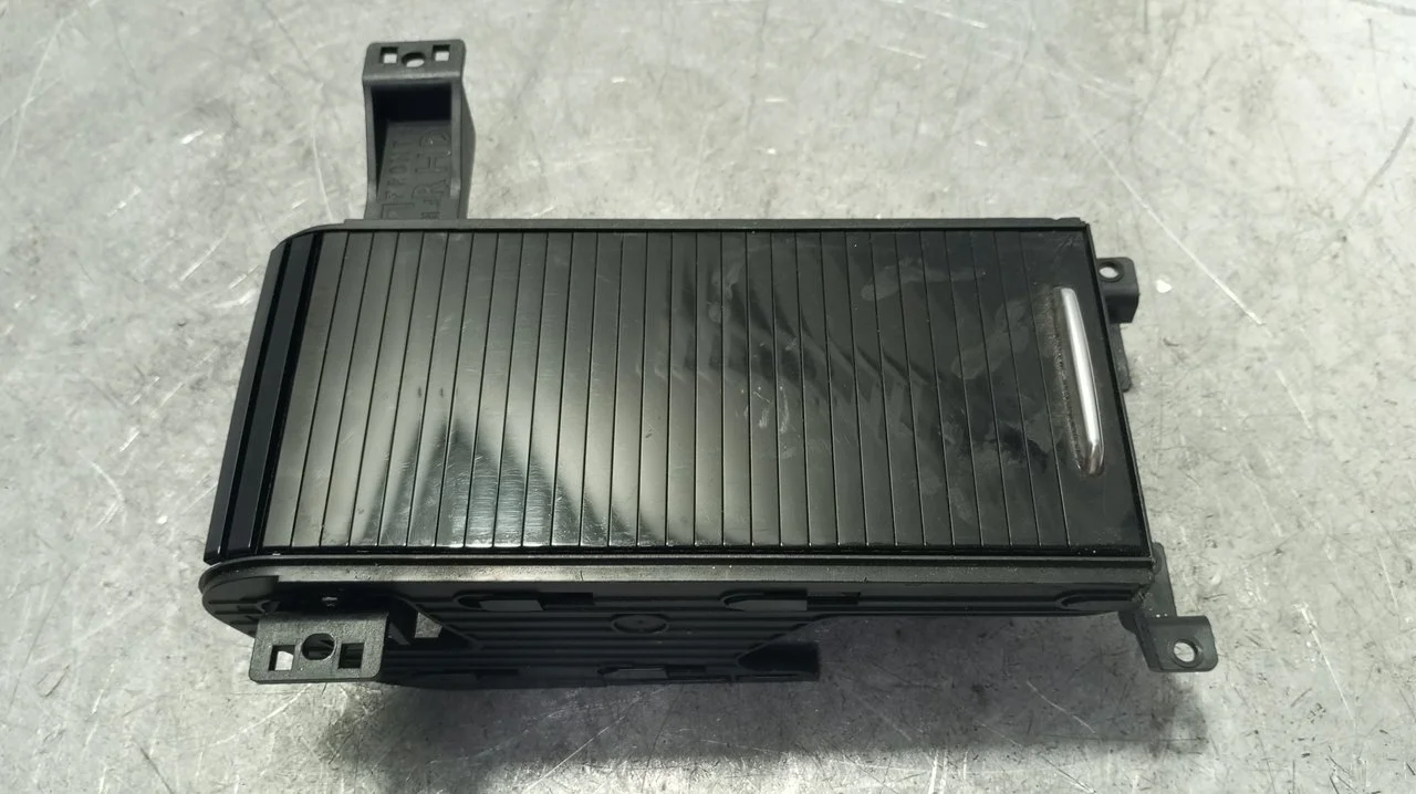 Foto de NO IDENTIFICADO JAGUAR XF 2.0 Diesel CAT (163 CV / 120 KW) referencia GX63F048196AA