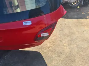 Foto de PILOTO TRASERO DERECHO INTERIOR OPEL CORSA E referencia 39012624 foto 5
