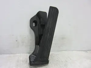 Foto de PEDAL ACELERADOR VOLKSWAGEN GOLF PLUS V (5M1) 1.9 TDI (105 CV / 77 KW) referencia 1K1721503M